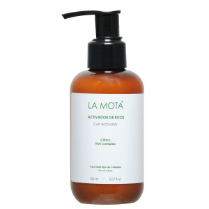 Activador de Rizos de LA MOTA, define e hidrata el rizo.