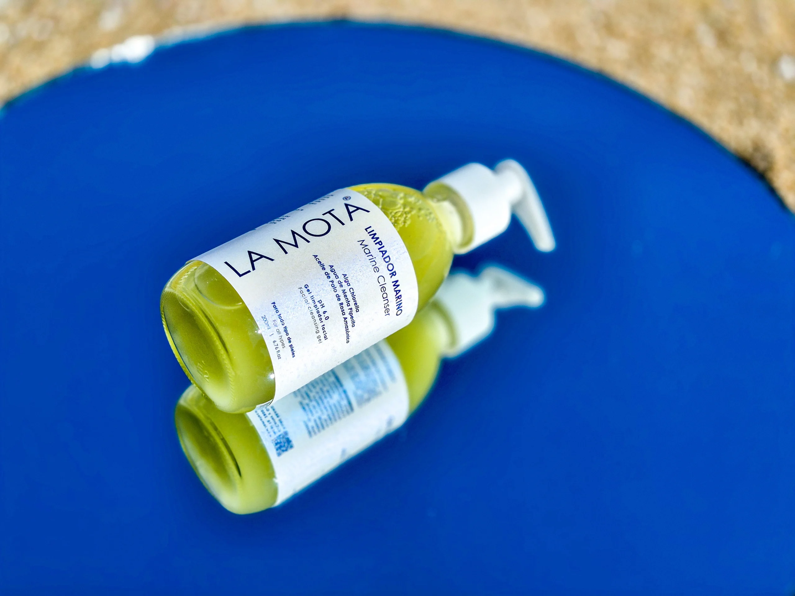 Limpiador Marino de LA MOTA®, gel limpiador facial marino con alga chlorella para limpieza suave y piel sensible